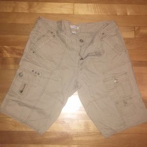 Woman’s cargo pants